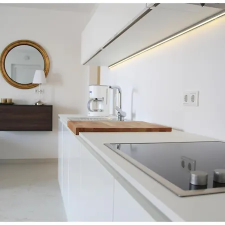 Lado Apartman Trogir