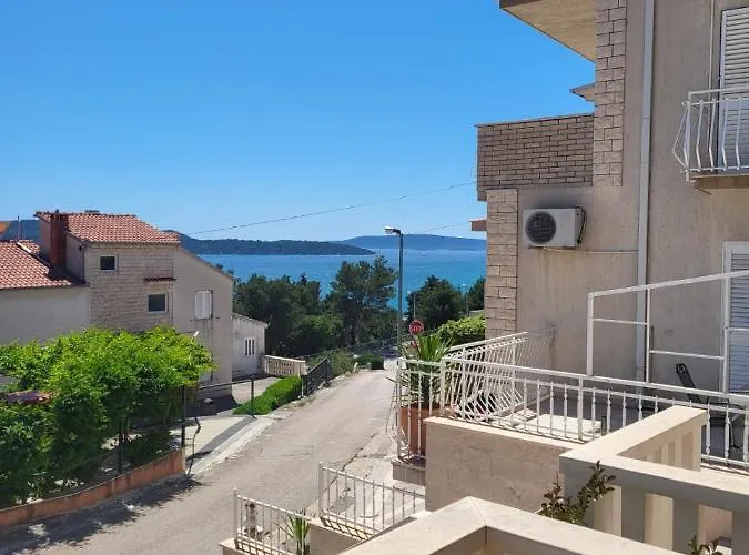 Lado Apartman Trogir